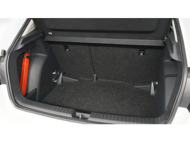 Škoda Fabia 1.0 MPI 80pk Ambition 2023 Benzine 34