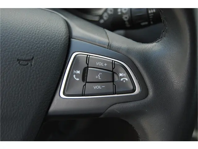 Ford C-MAX 1.0 EcoBoost 125PK Titanium 2016 Benzine 16