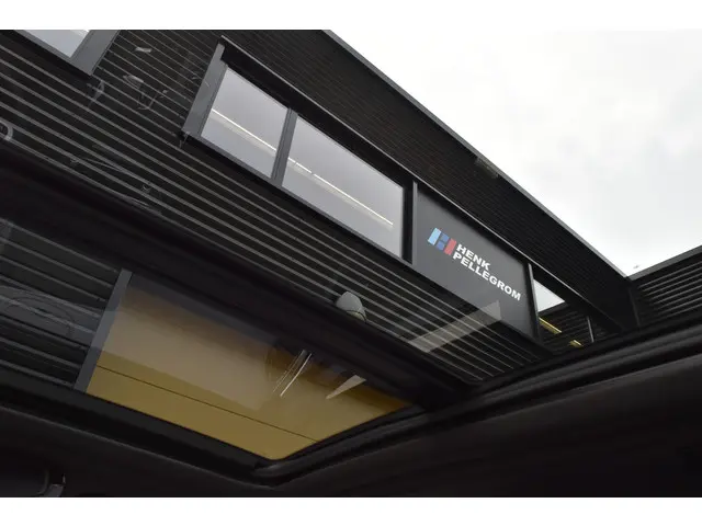 BMW X3 xDrive20i High Executive 2018 Benzine 30