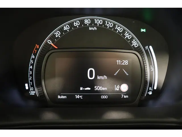 Toyota Aygo X 1.0 VVT-i MT Envy, 2025 Benzine 18