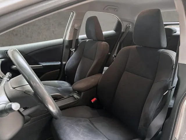 Honda Civic 1.4 Sport 2013 Benzine 11