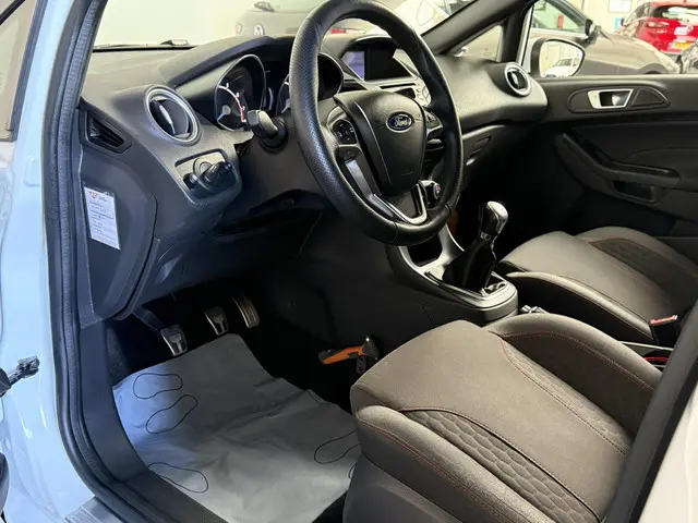 Ford Fiesta 1.0 EcoBoost ST Line 2017 Benzine 17