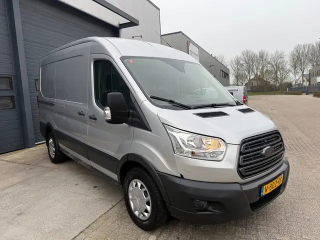 Ford Transit 350 2.0 TDCI L2H2 Trend 2018 Diesel 10