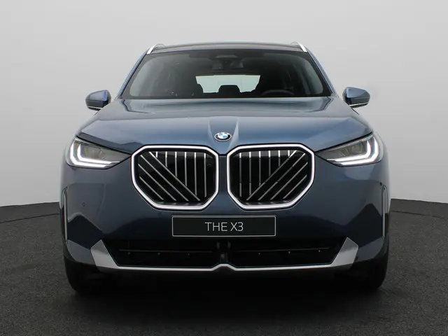 BMW X3 30e xDrive 2025 Hybride Benzine 3