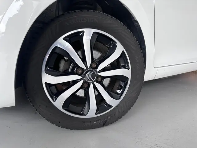 Citroën C1 1.0 VTi Airscape Shine 2019 Benzine 16