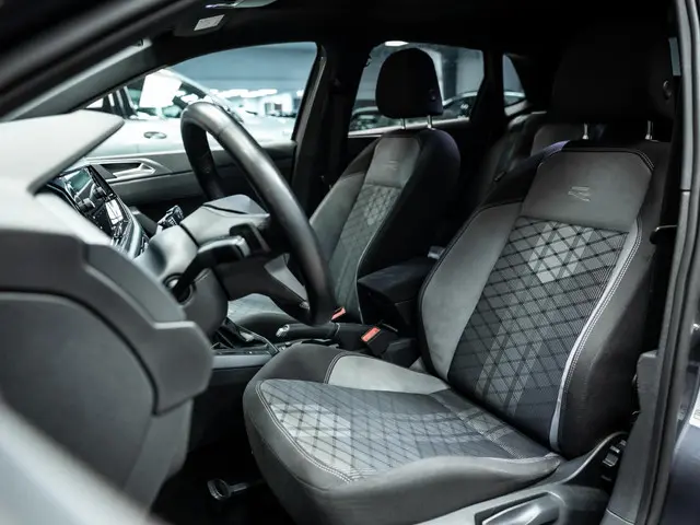 Volkswagen Polo 1.0 TSI R-Line Edition 2025 Benzine 3