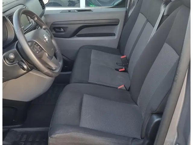 Toyota ProAce Shuttle 1.5 D-4D Cool Long 2022 Diesel 13