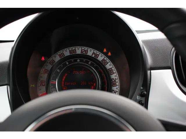 Fiat 500 1.0 Hybrid Sport Connect 2022 Benzine 14