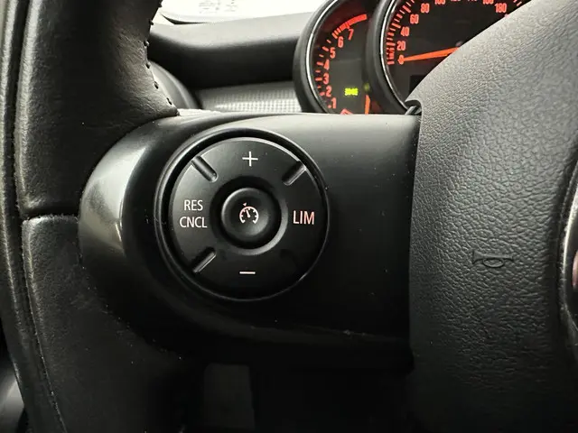 MINI Cooper Mini 1.5 Salt 2020 Benzine 18