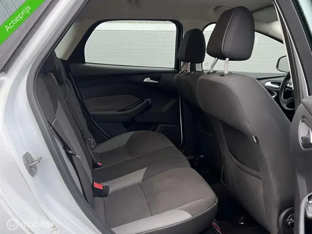 Ford Focus Wagon 1.0 EcoBoost Trend 2012 Benzine 15