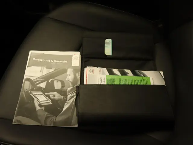 Toyota RAV4 2.5 Hybrid Style 2020 Hybride Benzine 37