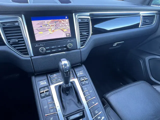 Porsche Macan 2.0 2018 Benzine 14