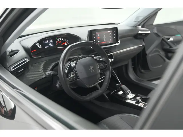 Peugeot 2008 2