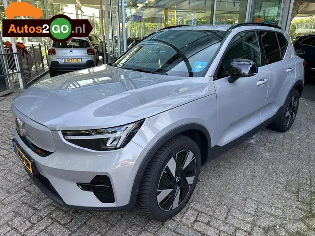 Volvo XC40 Single Motor Plus 69 kWh 2024 Elektrisch