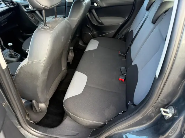 Citroën C3 1.0 VTi Attraction 2013 Benzine 9