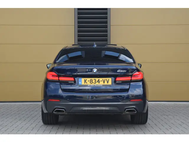 BMW 5 Serie 530i High Executive 2021 Benzine 8