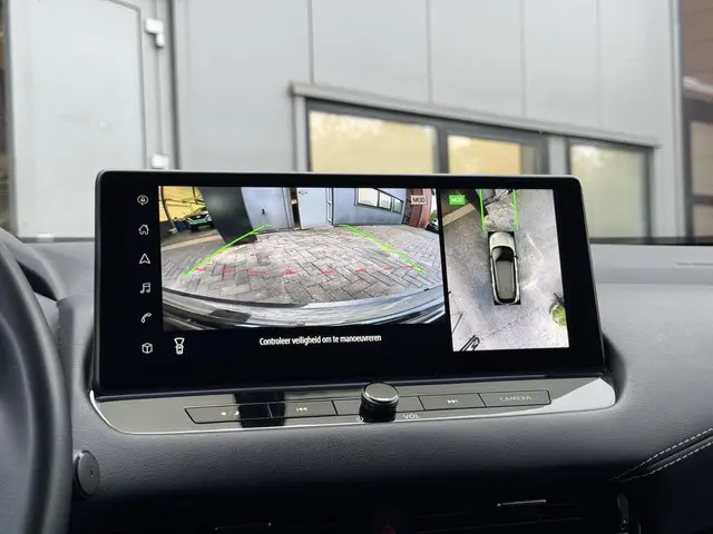 Nissan QASHQAI 1.3 MHEV N-Connecta 2023 Benzine 18