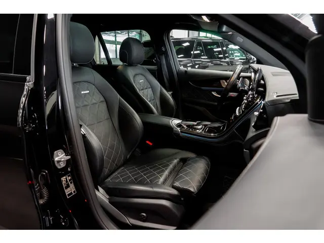 Mercedes-Benz GLC AMG 63 S 4MATIC+ 2018 Benzine 4