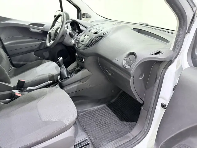 Ford Transit Courier Van 1.5 TDCI Airco NAP 2016 Diesel 7