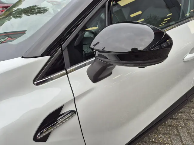 Mitsubishi ASX 1.3 DCT First Edition 2025 Benzine 17