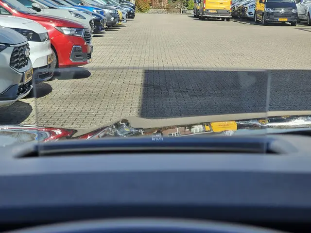 Ford Kuga 2.5 FHEV ST-Line X 2024 Hybride Benzine 35