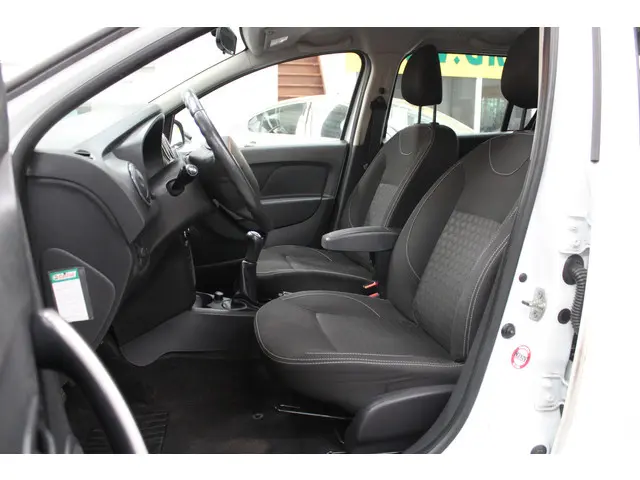Dacia Logan MCV 0.9 TCe Prestige 2014 Benzine 5