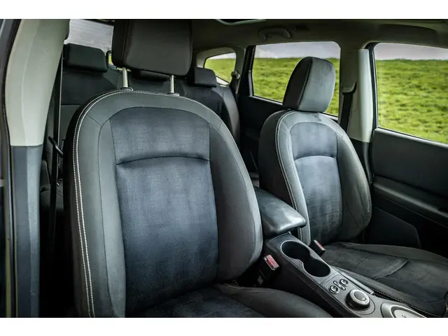 Nissan QASHQAI +2 2.0 Tekna 4WD 2012 Benzine 7