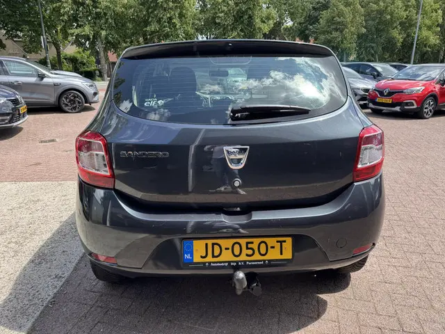 Dacia Sandero 0.9 TCe SL Royaal 2016 Benzine 6