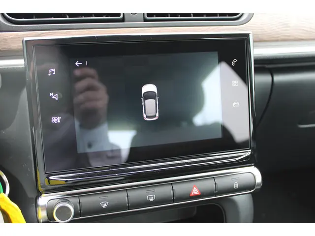 Citroën C3 1.2 PT 83pk PLUS 2024 Benzine 19