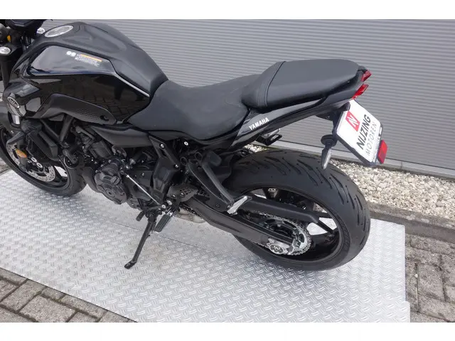 Yamaha MT 07 ABS 2021 Benzine 16