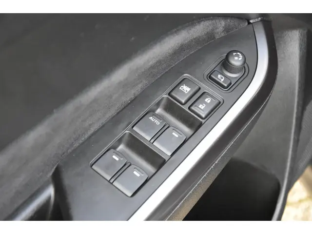 Suzuki Vitara 1.5 Hybrid Style 2023 Hybride Benzine 6