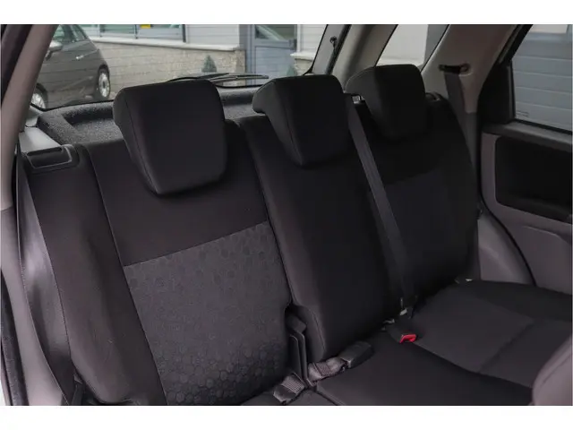 Suzuki SX4 1.6 Executive 2012 Benzine 20