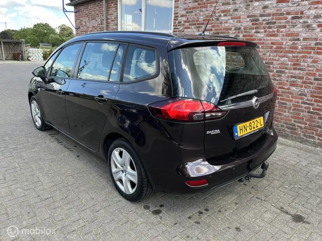 Opel Zafira 3