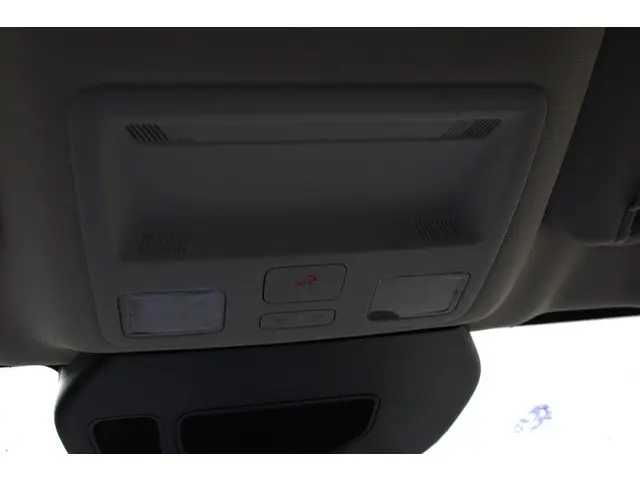 Ford Kuga 2.5 FHEV Titanium 2023 Hybride Benzine 49