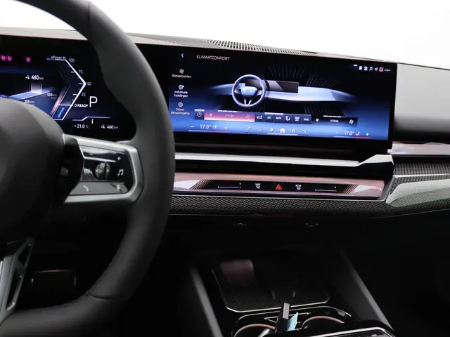 BMW i5 Touring eDrive40 2025 Elektrisch 16