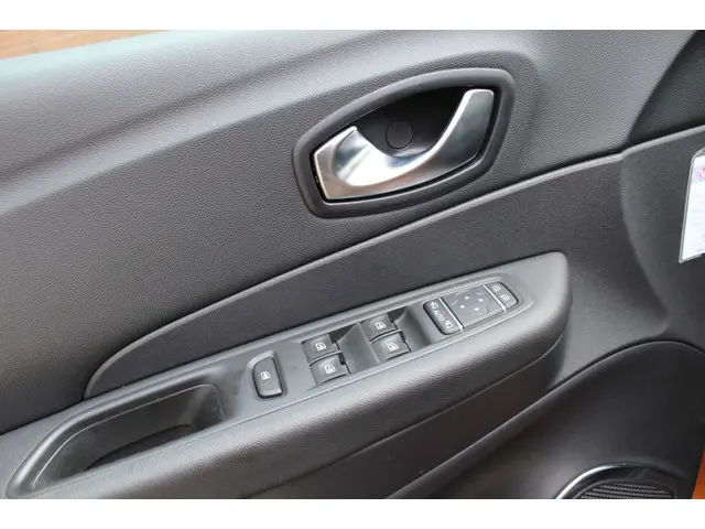 Renault Captur 1.3 TCe Intens Automaat 2019 Benzine 19