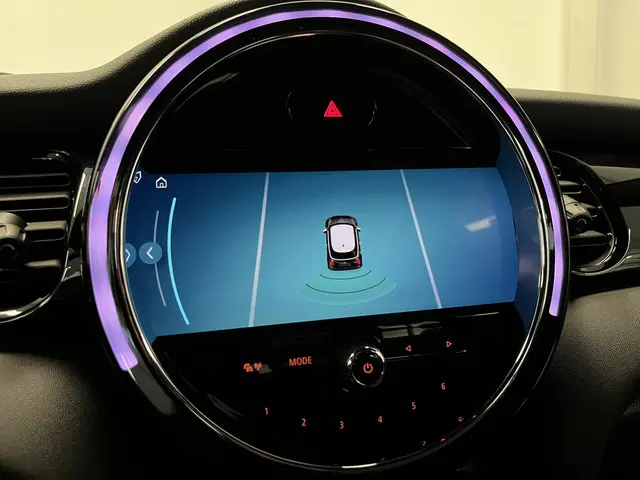 MINI Cooper 1.5 Business Edition 2021 Benzine 22