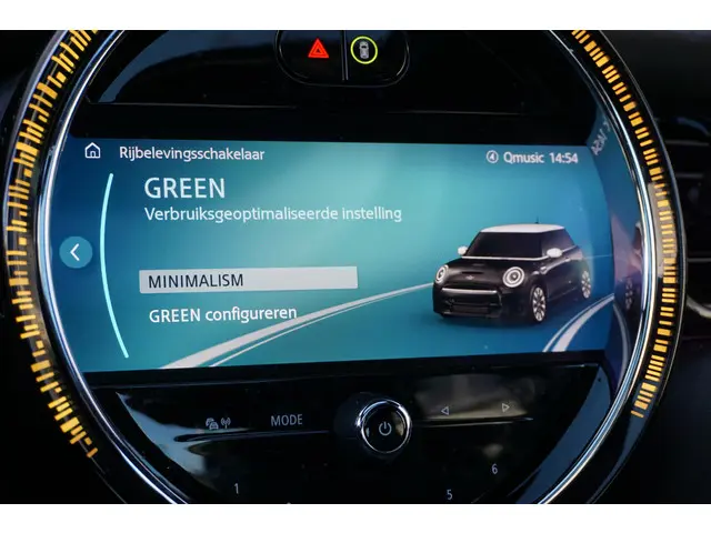 MINI 3-Deurs Cooper 2023 Benzine 19