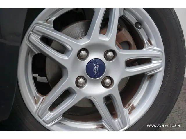 Ford Fiesta 1.25 2013 Benzine 10