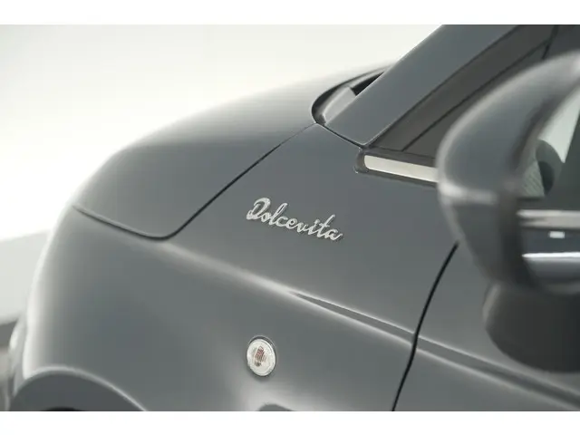 Fiat 500 1.0 Hybrid Dolcevita 2022 Benzine 20