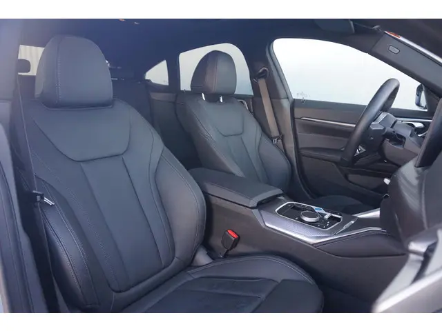 BMW i4 eDrive35 2025 Elektrisch 9