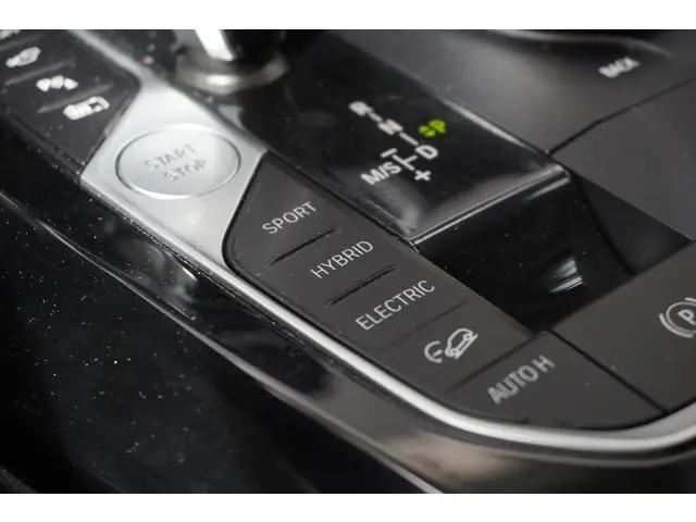 BMW X3 xDrive30e 2022 Hybride Benzine 18