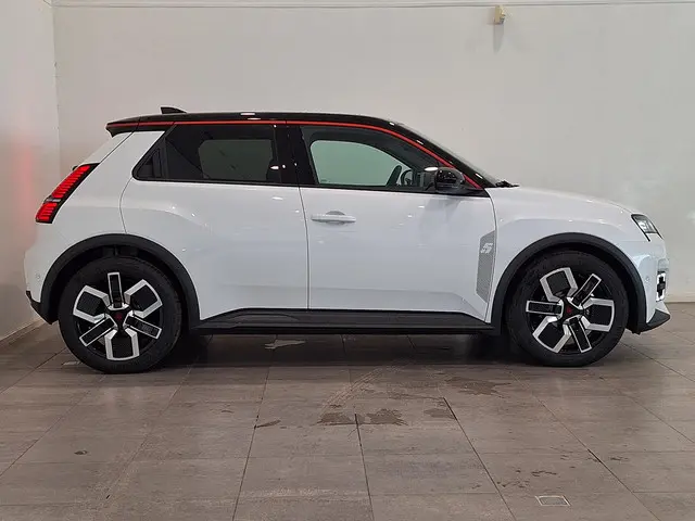 Renault 5 Techno 40 kWh 2025 Elektrisch 5