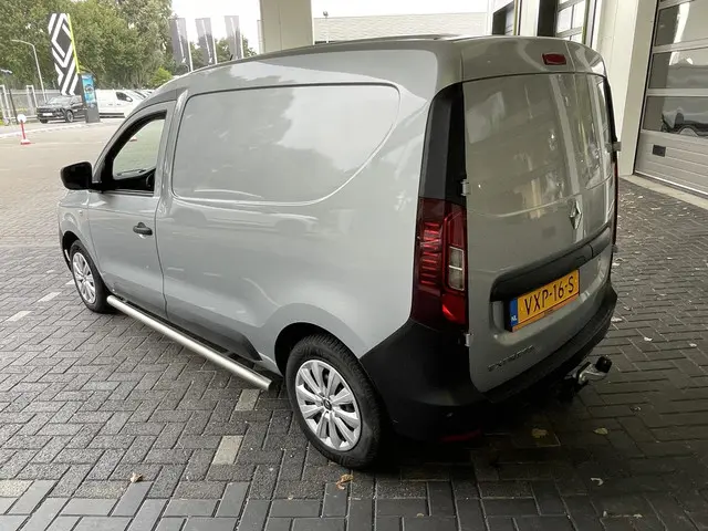 Renault Express 1.5 dCi 75 Comfort + 2023 Diesel 6