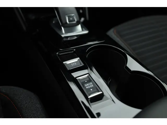 Peugeot 208 1.2 PureTech Allure Pack 2022 Benzine 21