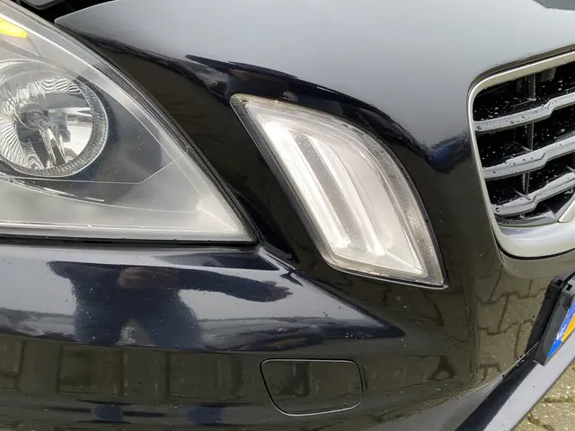 Volvo V60 1.6 T3 R-Design 2013 Benzine 4