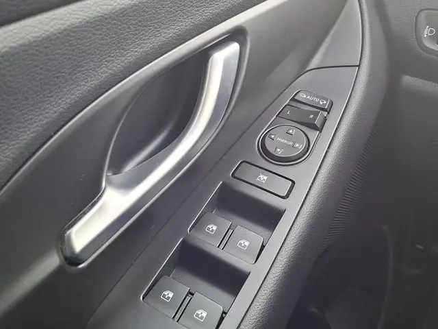 Hyundai i30 Wagon 1.4 T-GDI Comfort 2019 Benzine 9