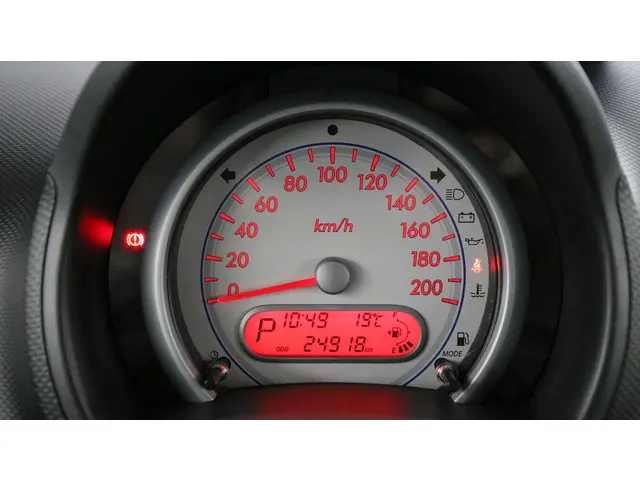 Suzuki Splash 1.2i 94pk Automaat Exclusive 2014 Benzine 19