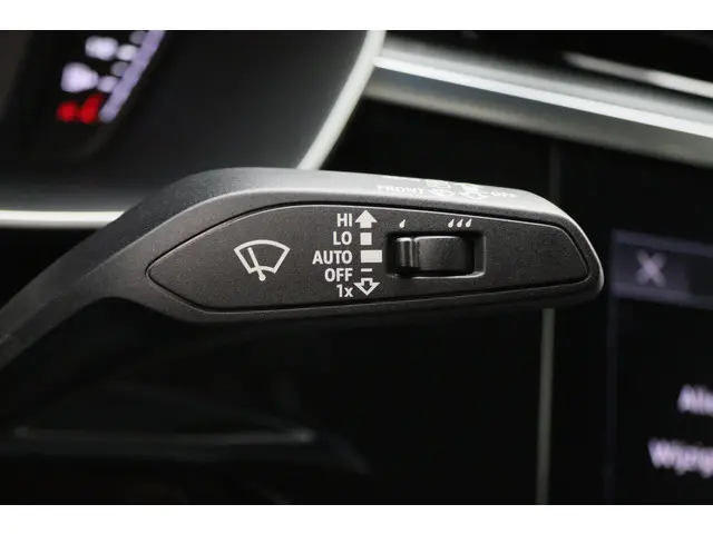 Audi Q3 45 TFSI e S edition 2021 Hybride Benzine 39