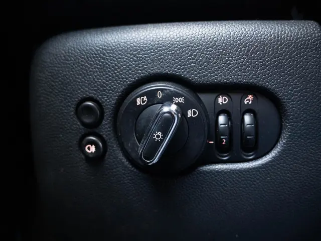 MINI 5-Deurs One 2022 Benzine 29